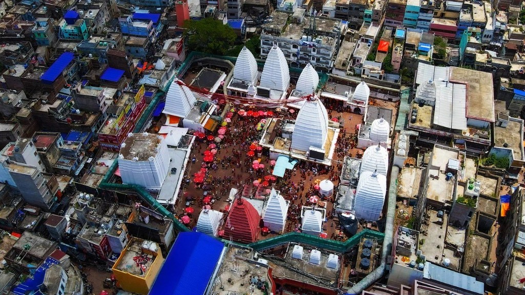 Aerial view of temple complex for city tour in Deoghar