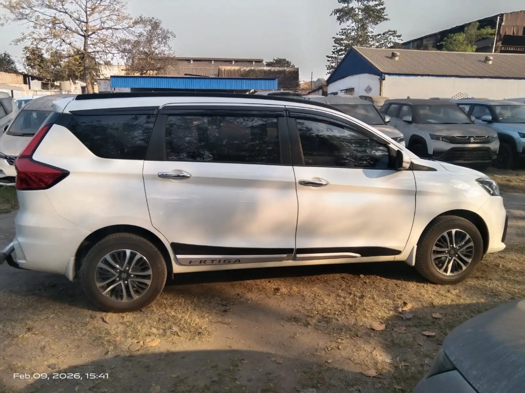 Maruti Suzuki Ertiga white MUV